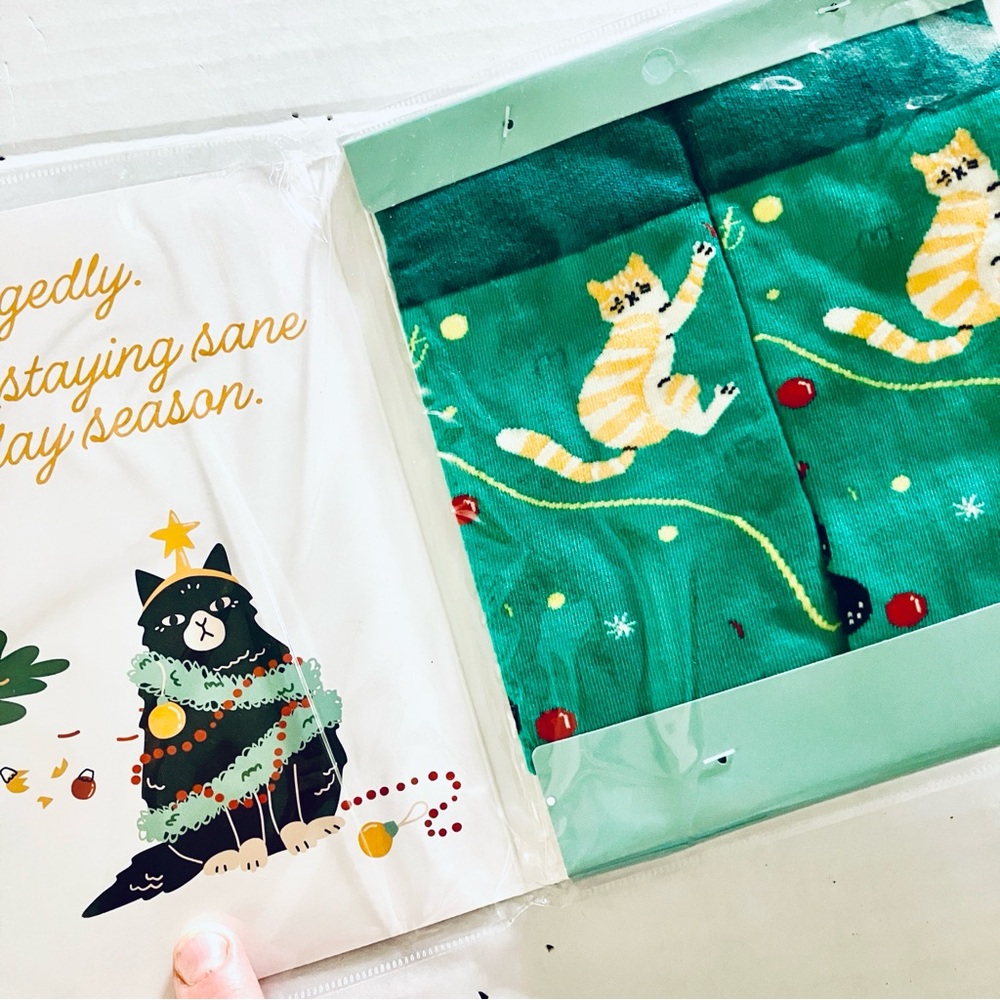 Festive Cat Socks - Green